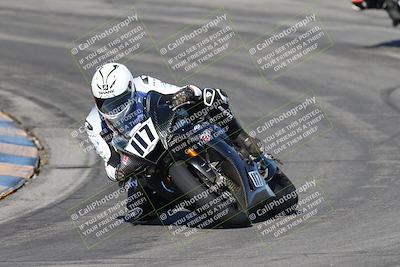 media/Nov-16-2025-Race Pace (Sun) [[8c5fa54630]]/Verified Riders/1-Turns 9 and 10 (925am)/